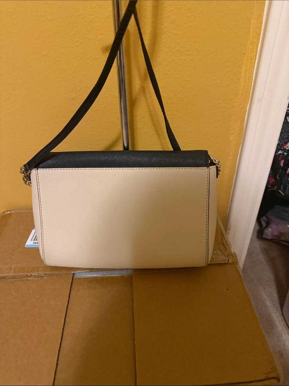 kate spade Black and Cream Crossbody Shoulder Bag